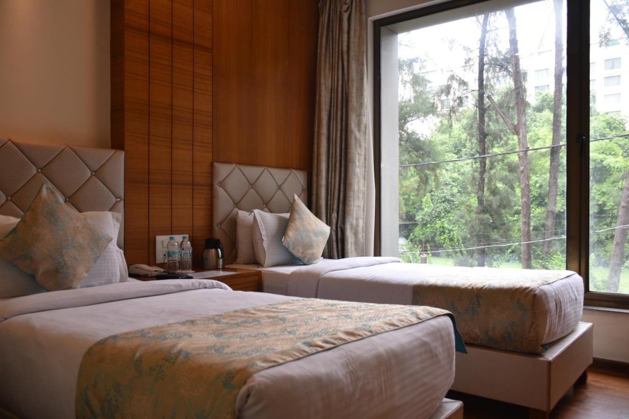 Hotel Meadows Varanasi Exterior foto