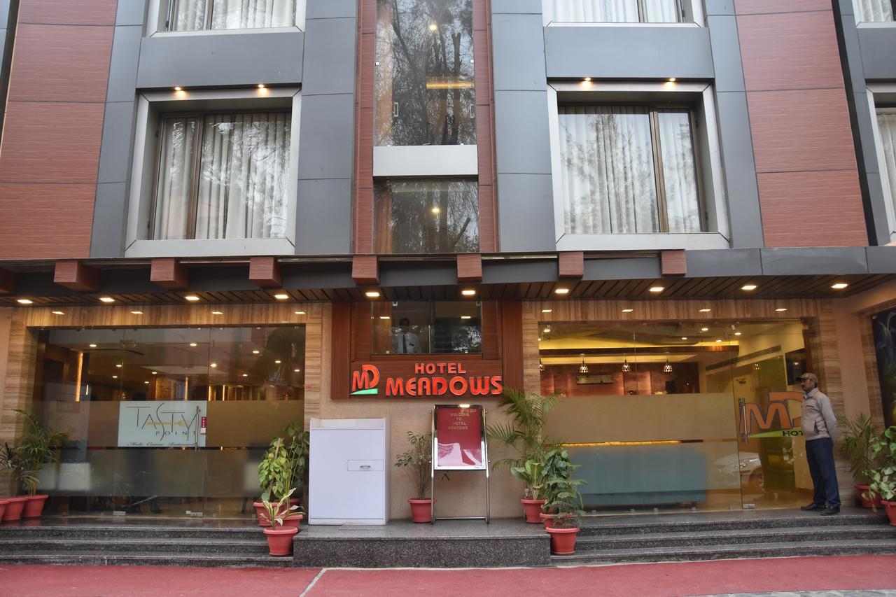 Hotel Meadows Varanasi Exterior foto